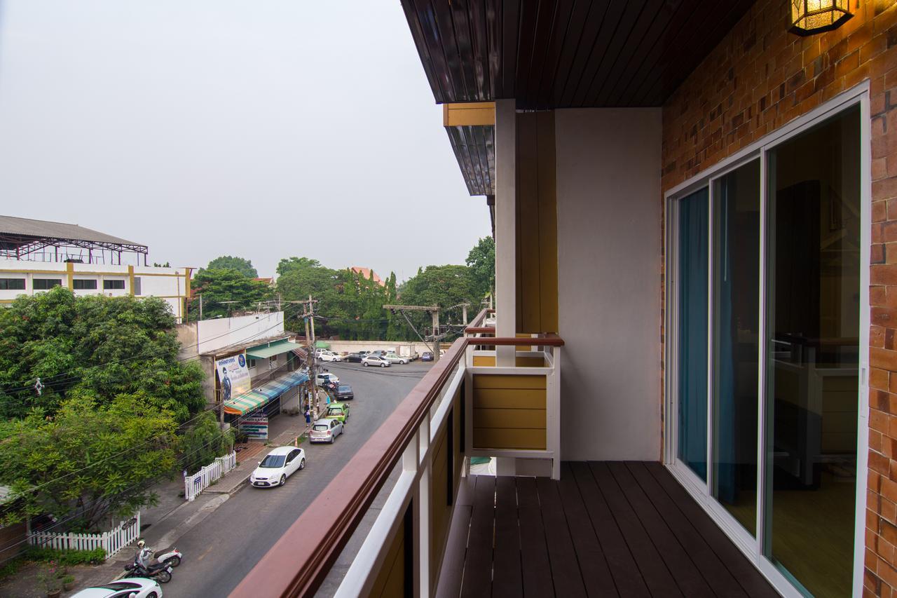 Suan Dok Gate Guesthouse Chiang Mai Exterior foto