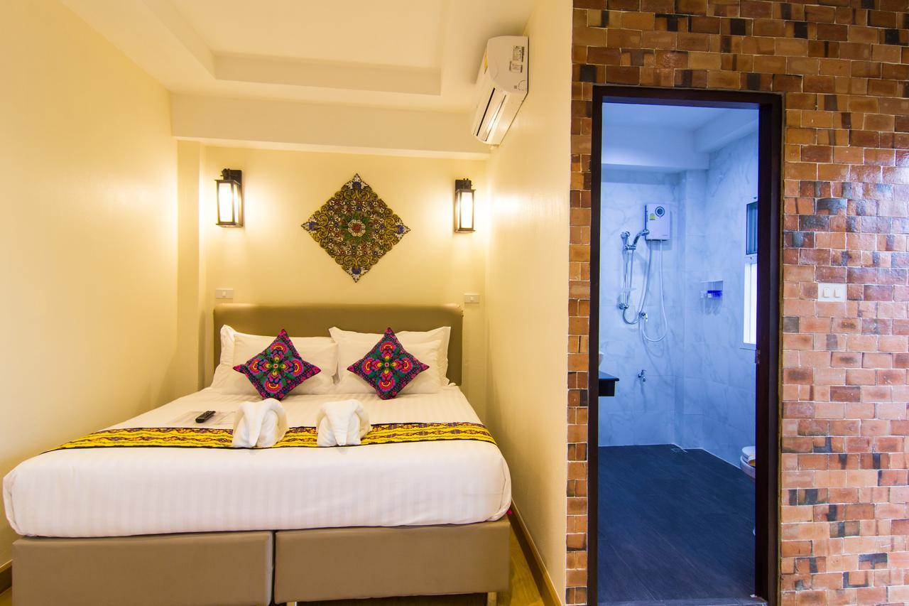 Suan Dok Gate Guesthouse Chiang Mai Exterior foto
